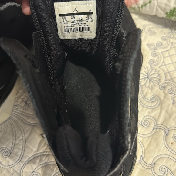 Men’s black air Jordan size 8.5 like new - Picture 7 of 10